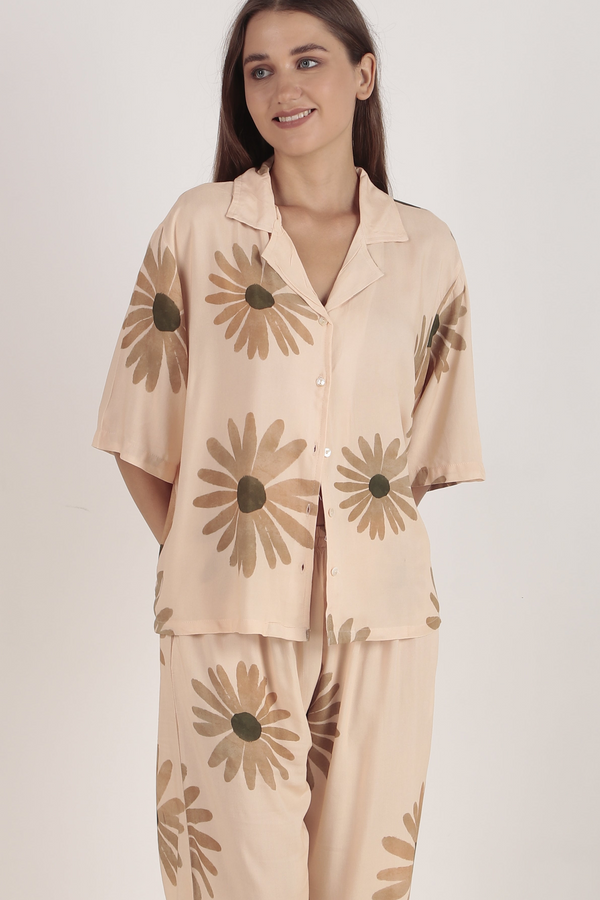 Cozy Daisy Loungewear set